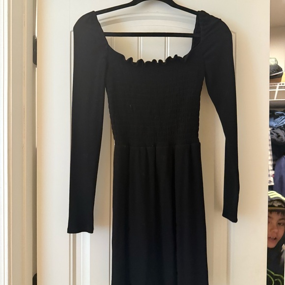 Reformation Dresses & Skirts - Reformation Black Long Sleeve mini Dress
